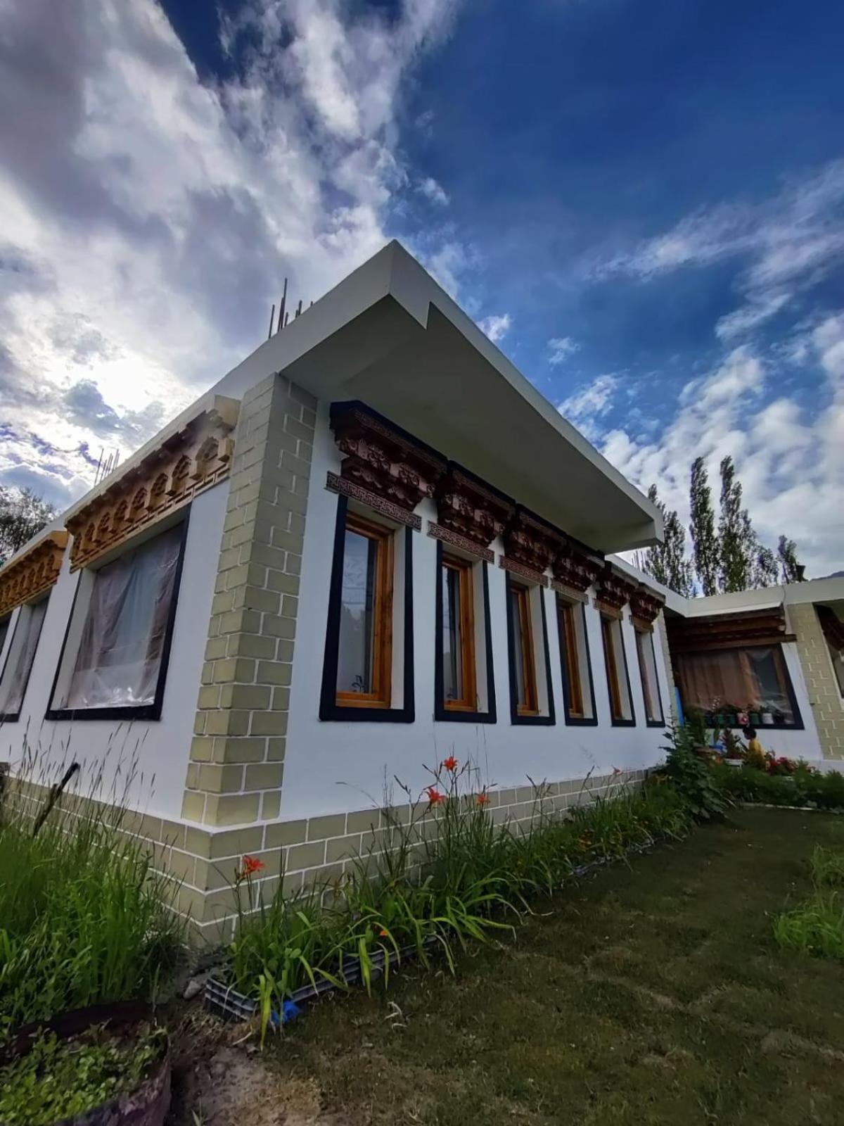Nubra Holiday Deskit ภายนอก รูปภาพ